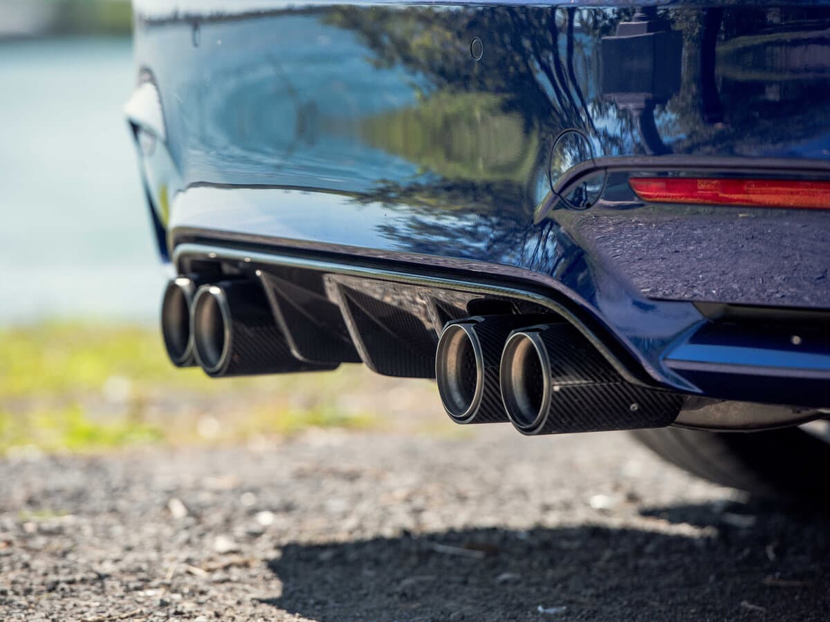 BMW M4 F82/F83 Restayling — Salon, öndən