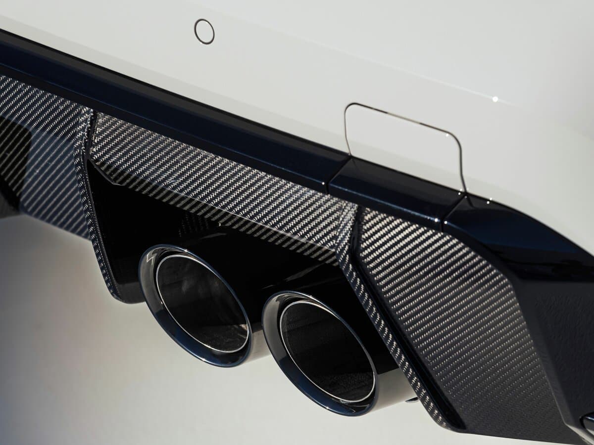 BMW M4 G82/G83 Restayling — Salon, öndən