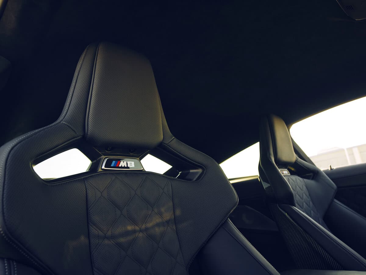 BMW M8 I (F91/F92/F93) Restayling — Salon, arxadan