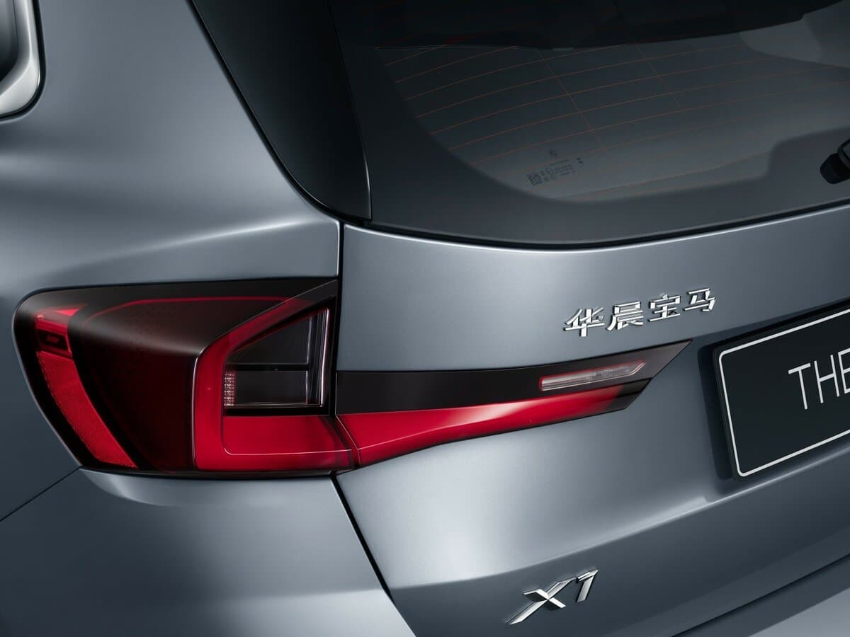 BMW X1 III (U11/U12) — Detal