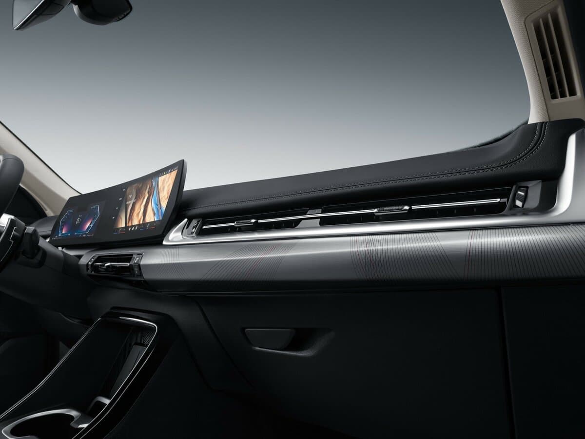 BMW X1 III (U11/U12) — Salon, arxadan