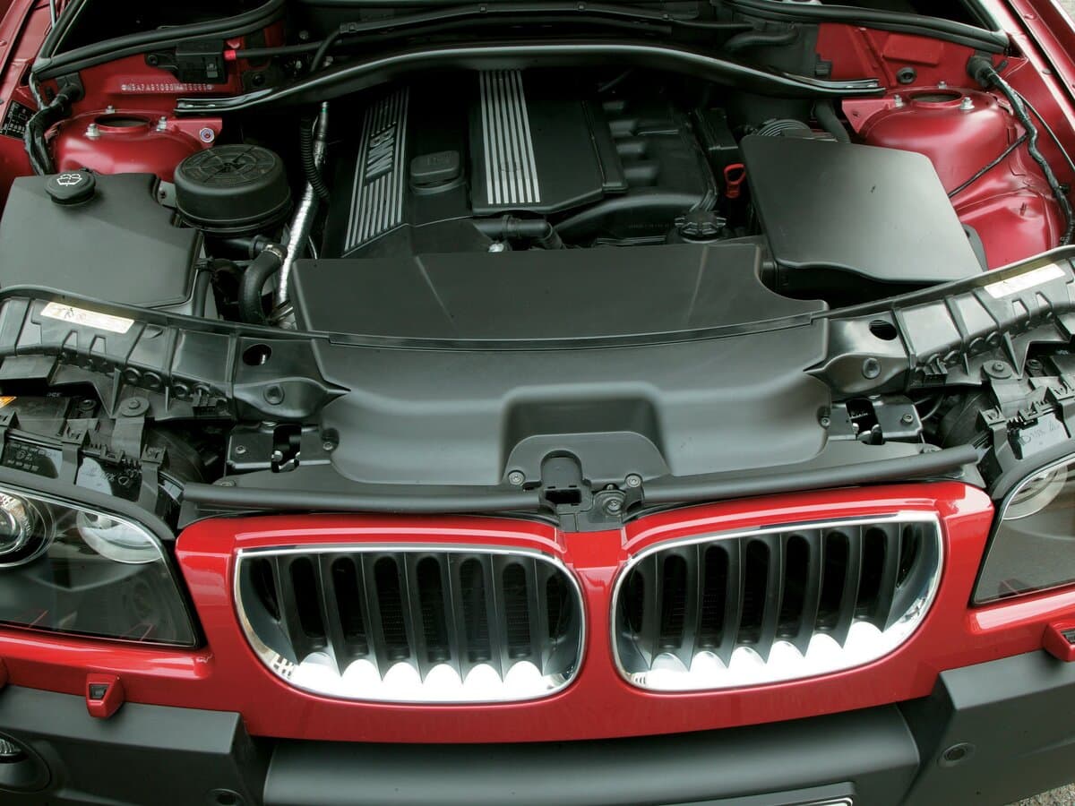 BMW X3 I (E83) — Salon, arxadan