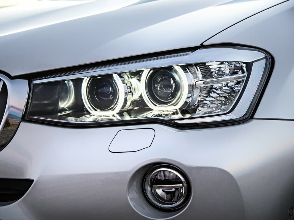 BMW X3 II (F25) Restayling — Fara