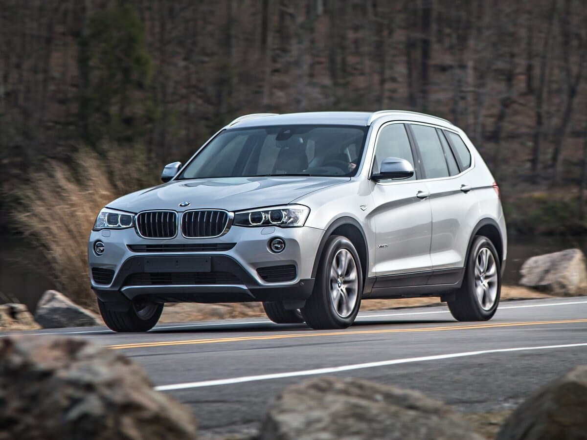 BMW X3 II (F25) Restayling — Əsas şəkil