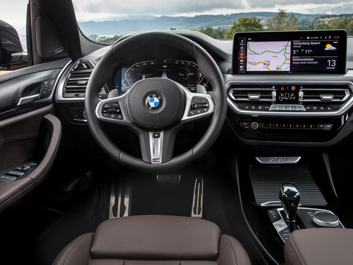 BMW X3 III (G01) Restayling — Sükan