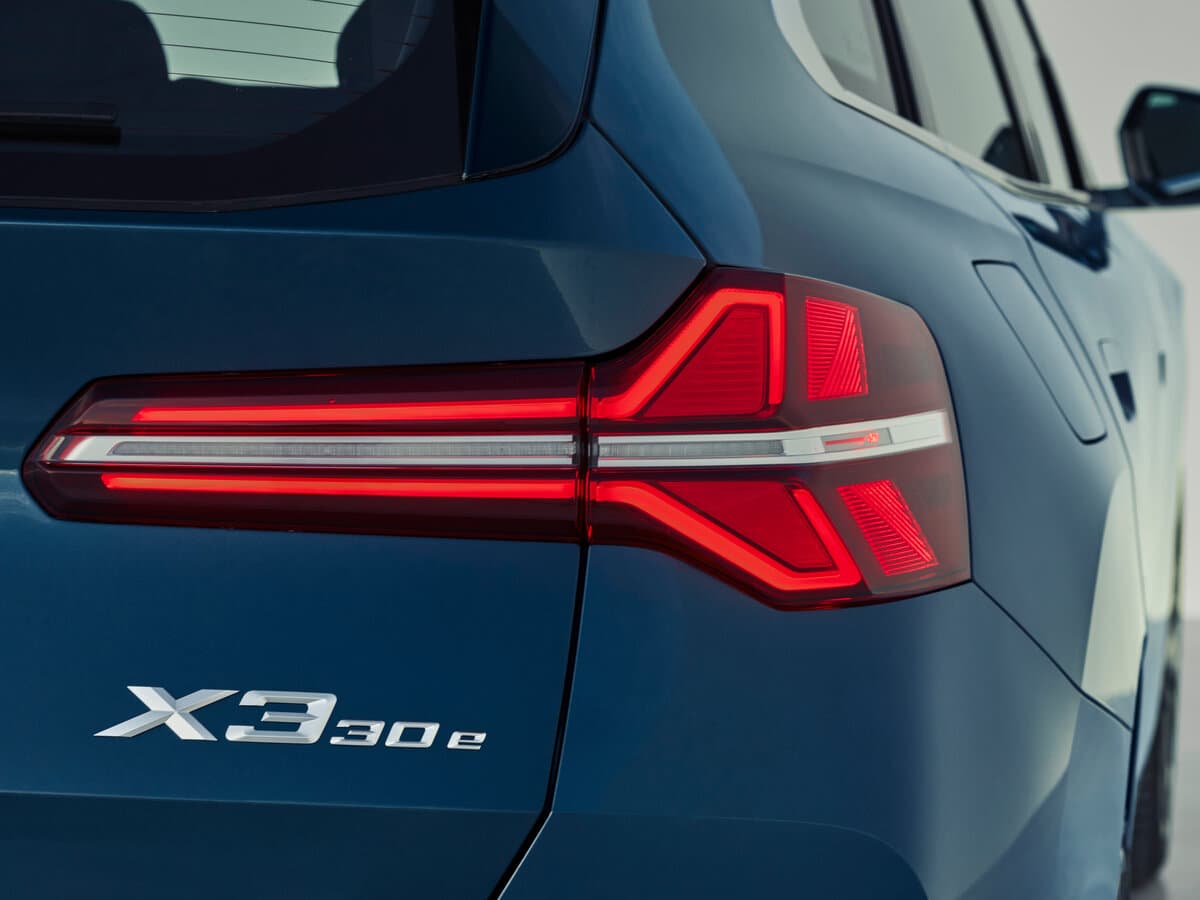 BMW X3 IV (G45/G48) — Detal