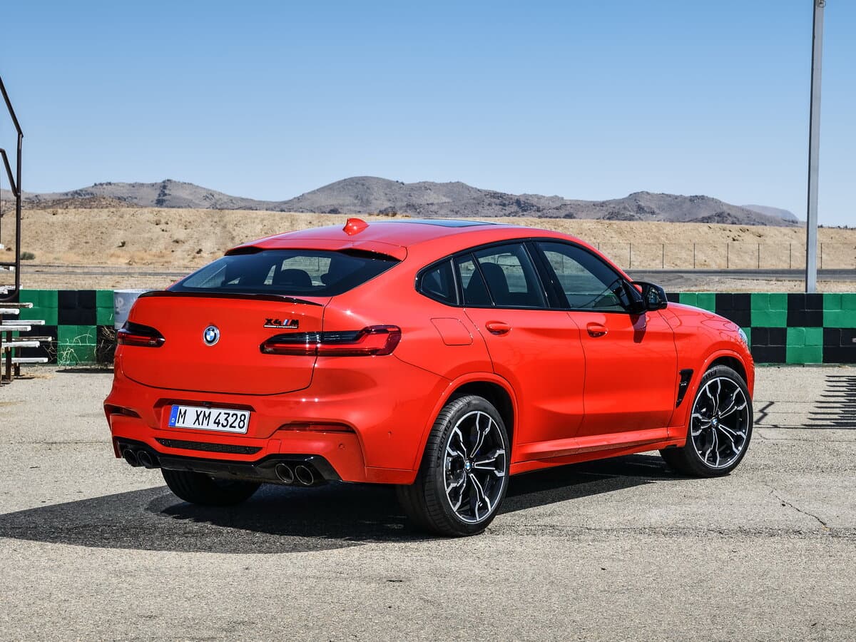BMW X4 M I (F98) — 3/4 arxadan