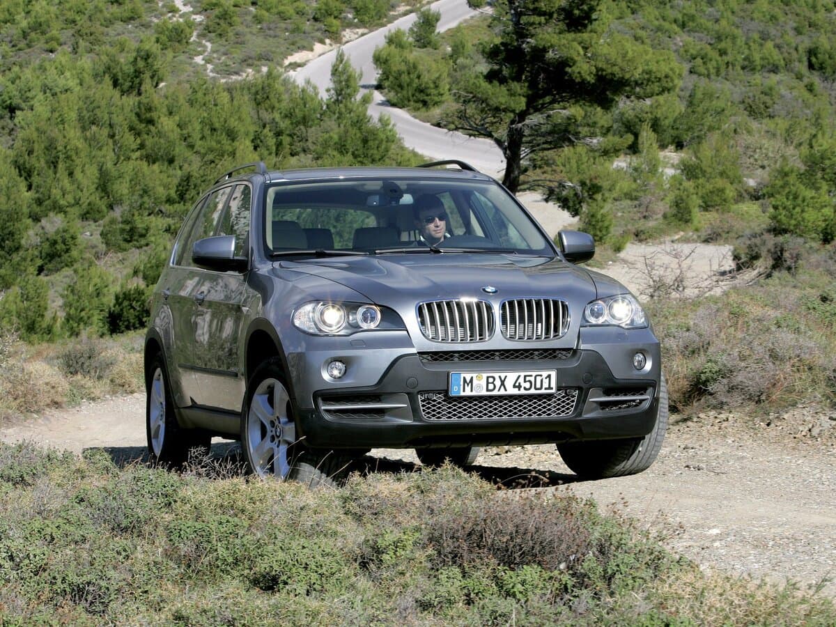 BMW X5 II (E70) — Əsas şəkil