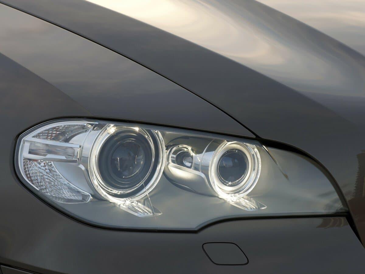 BMW X5 II (E70) Restayling — Fara