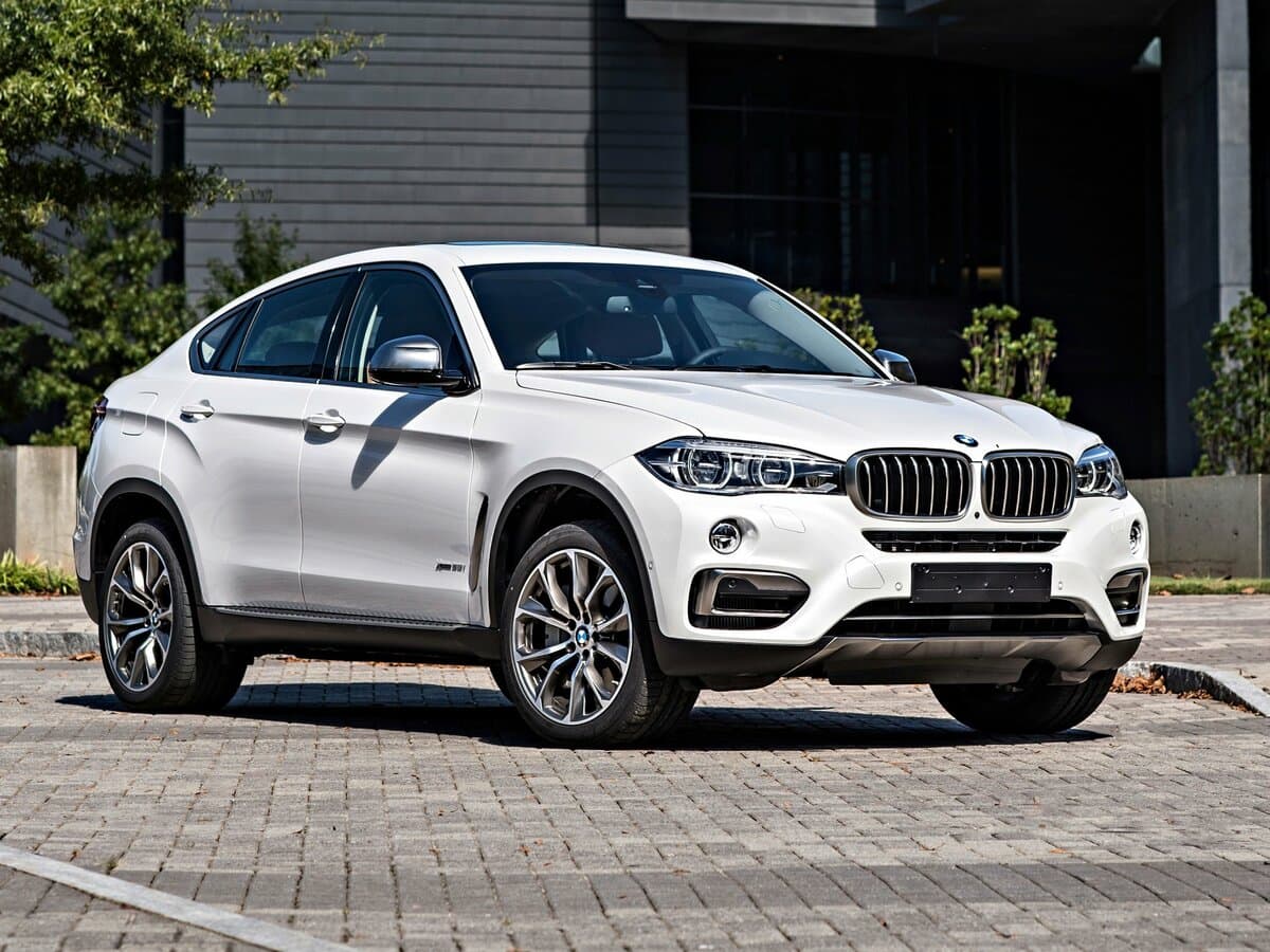 BMW X6 II (F16) — Əsas şəkil