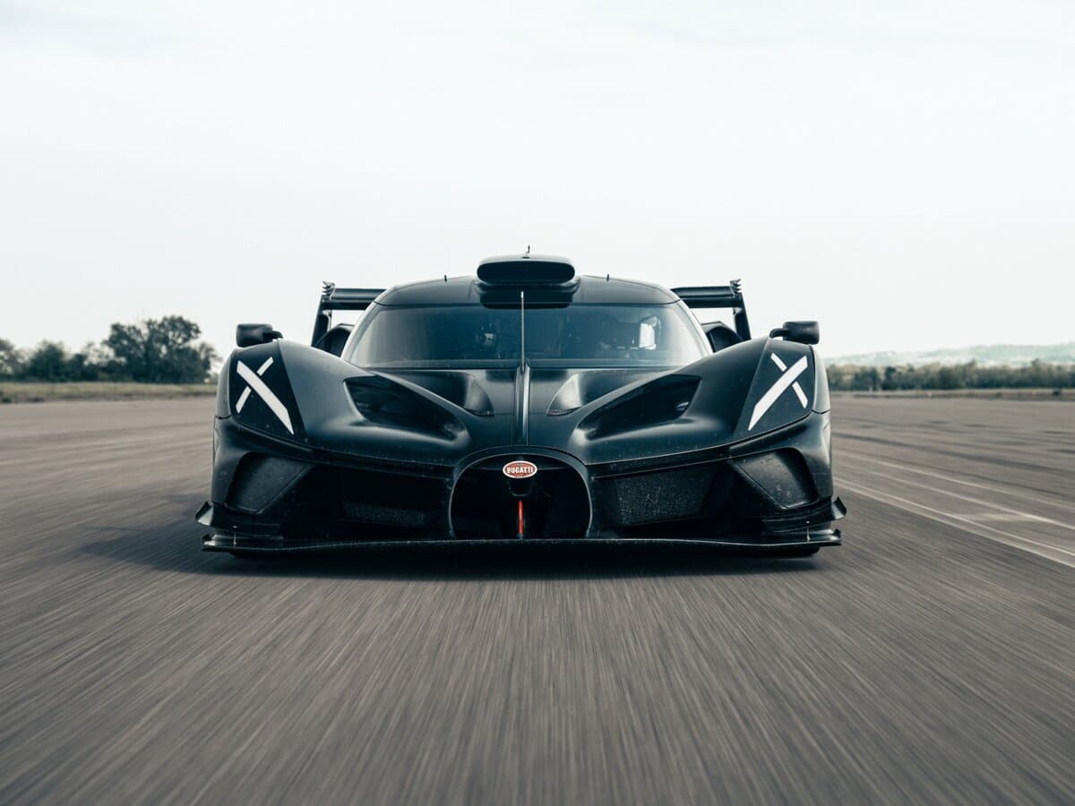 Bugatti Bolide 2024 – 2025 — Öndən
