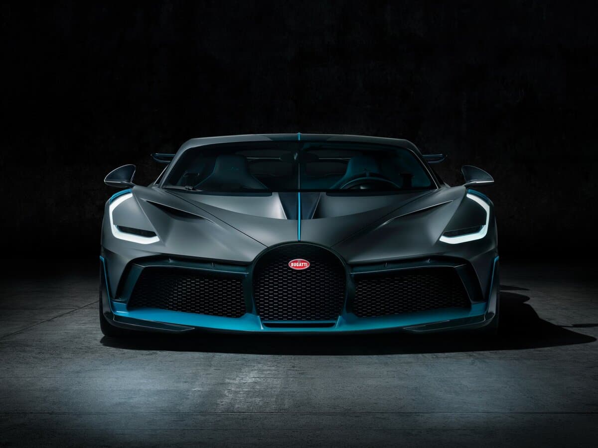 Bugatti Divo 2018 – 2021 — Öndən