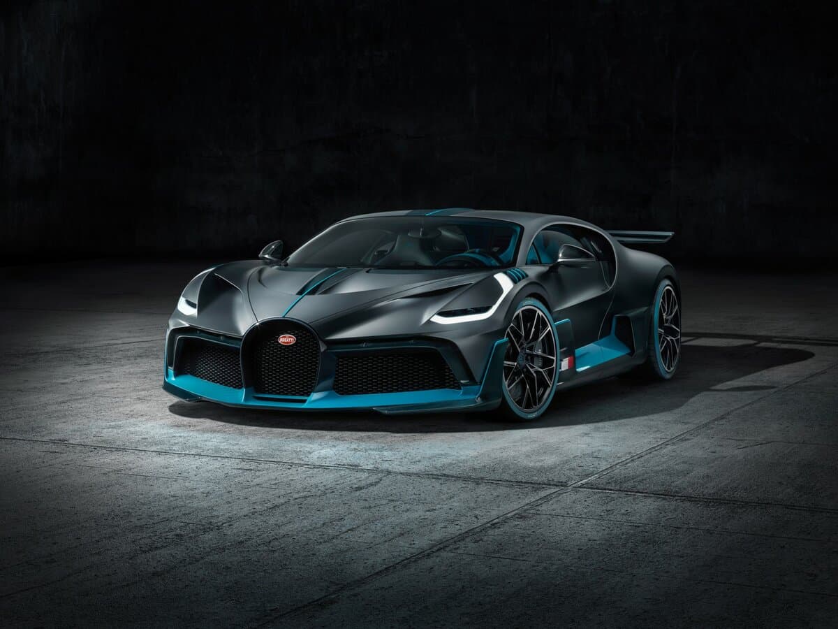 Bugatti Divo 2018 – 2021 — Əsas şəkil
