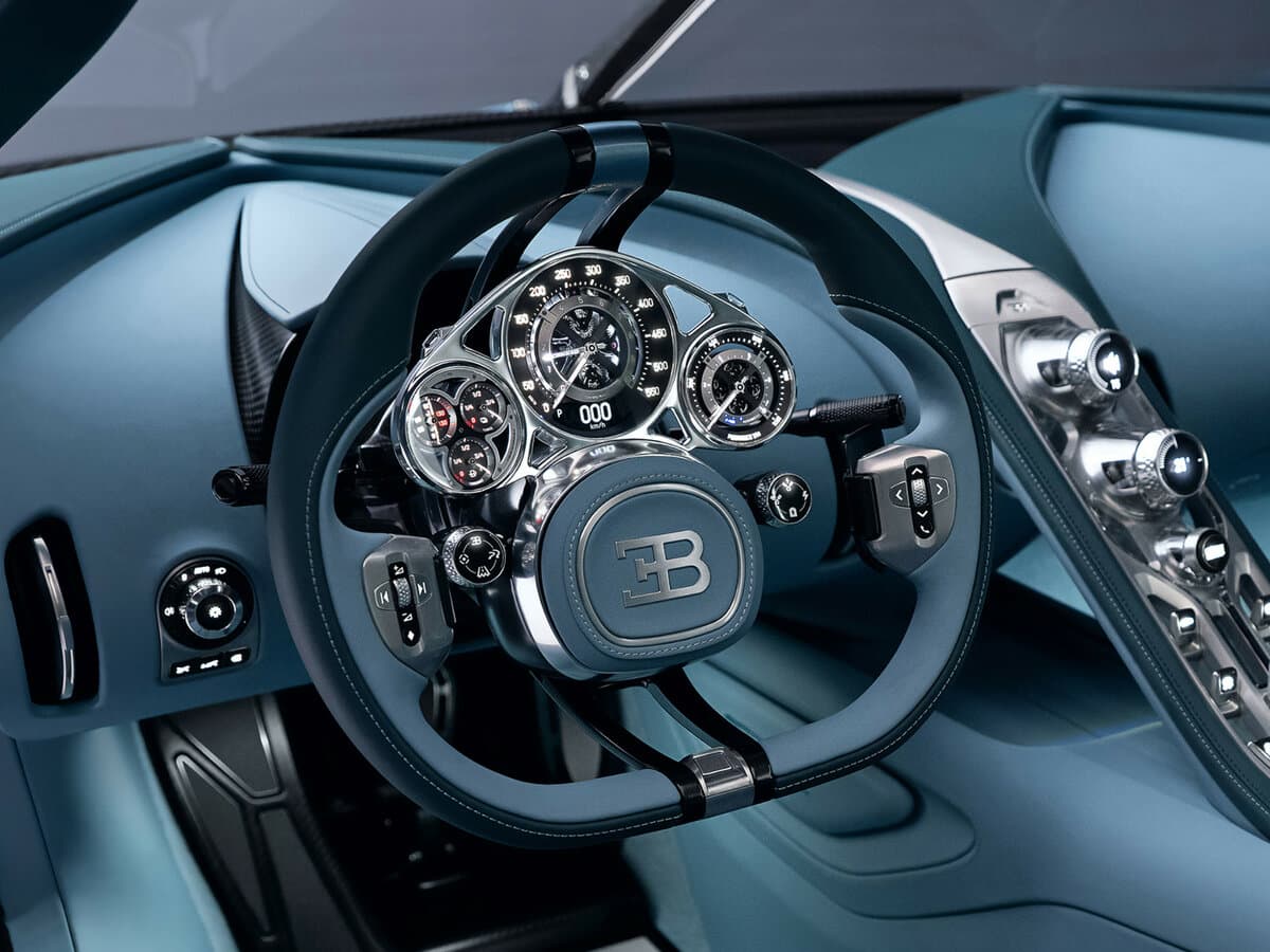 Bugatti Tourbillon 2024 – indiyədək — Sükan