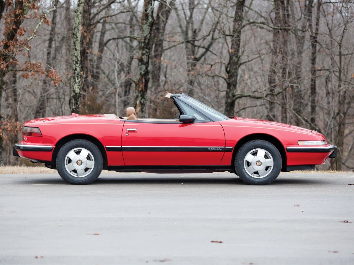 Buick Reatta 1988 – 1991 — Yandan
