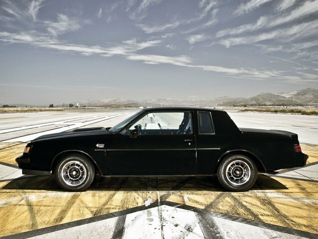 Buick Regal II — Yandan