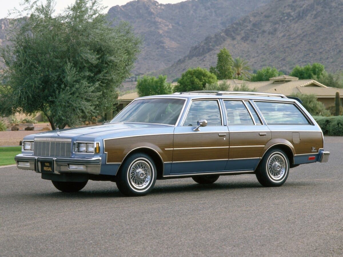 Buick Regal II — Əsas şəkil