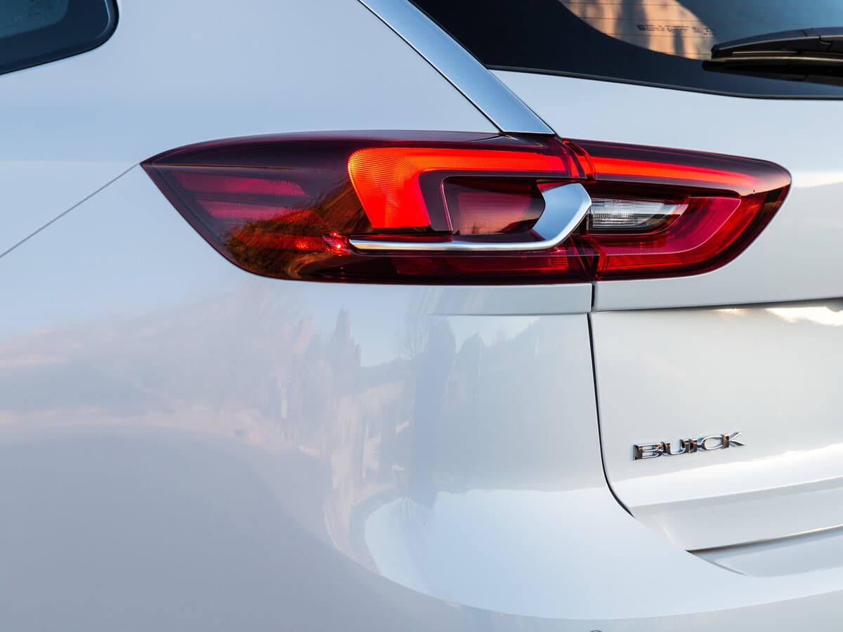Buick Regal VI — Detal