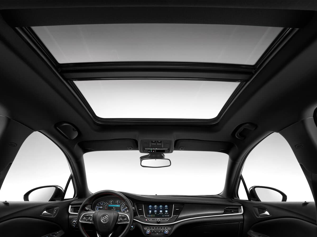 Buick Verano II Restayling 2 — Salon, öndən