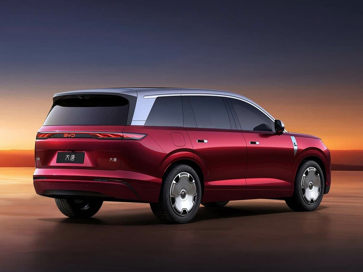 BYD Datang 2026 – indiyədək — 3/4 arxadan