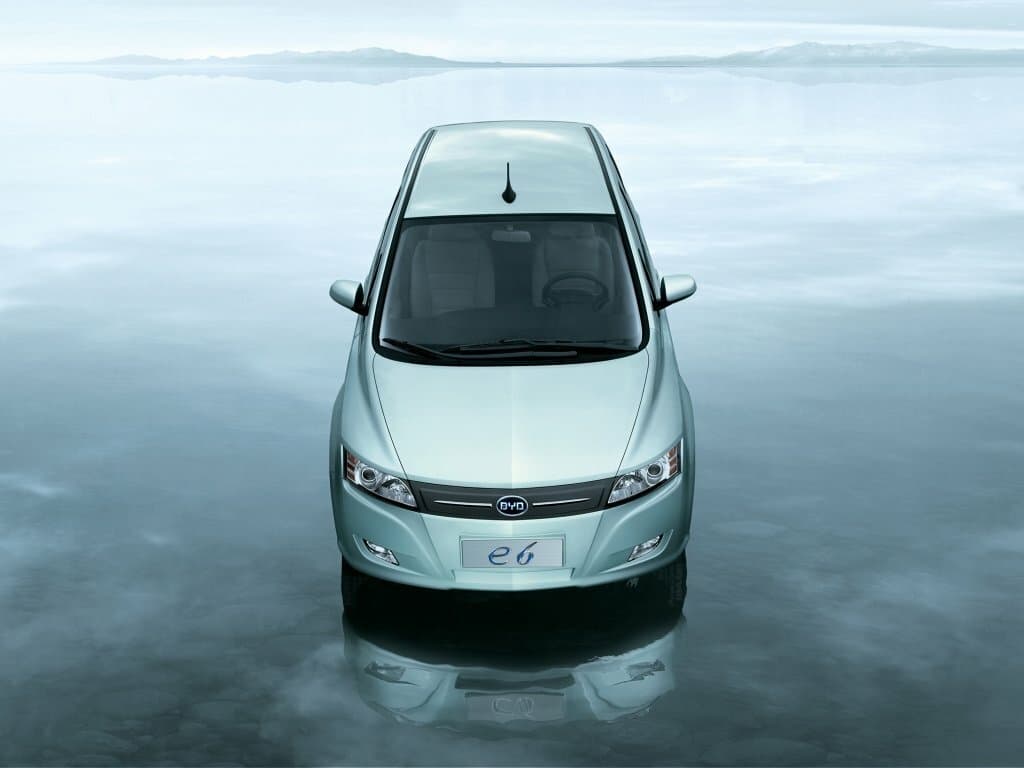 BYD E6 2009 – 2021 — Öndən