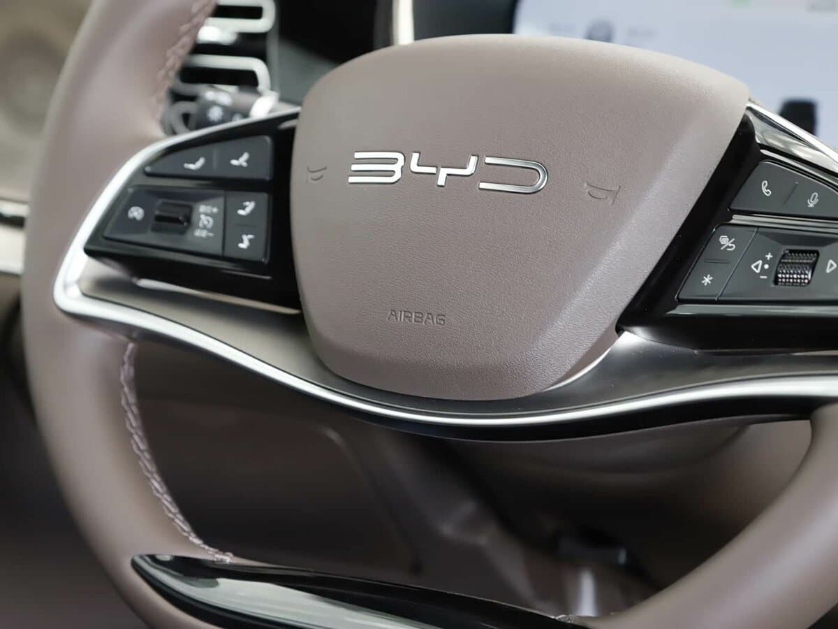 BYD E9 I Restayling — Sükan