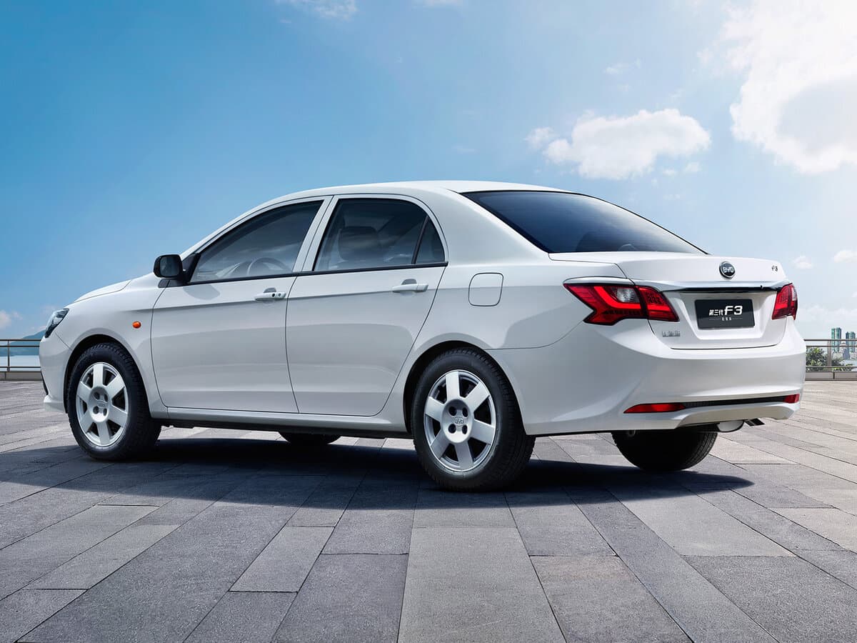 BYD F3 I Restayling 2 — 3/4 arxadan