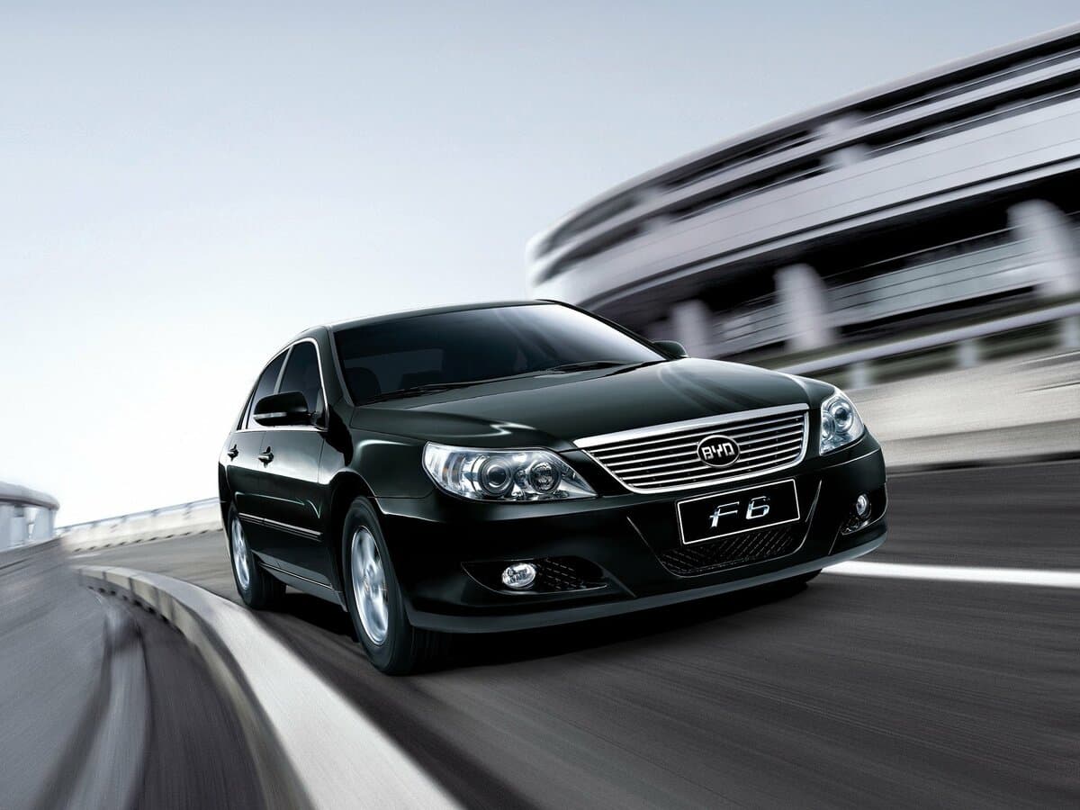 BYD F6 2007 – 2012 — öndən görünüş