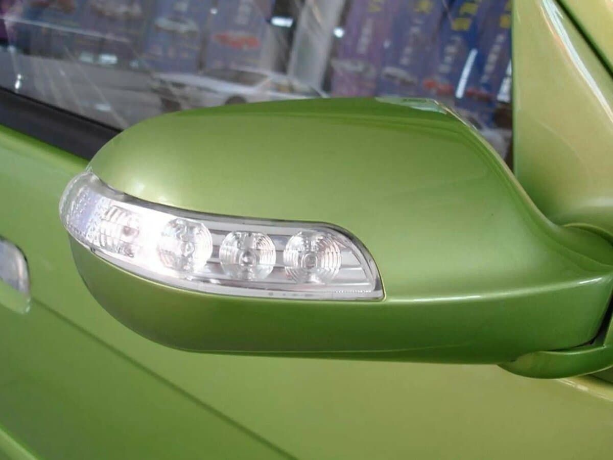 BYD Flyer 2005 – 2008 — Yan güzgü