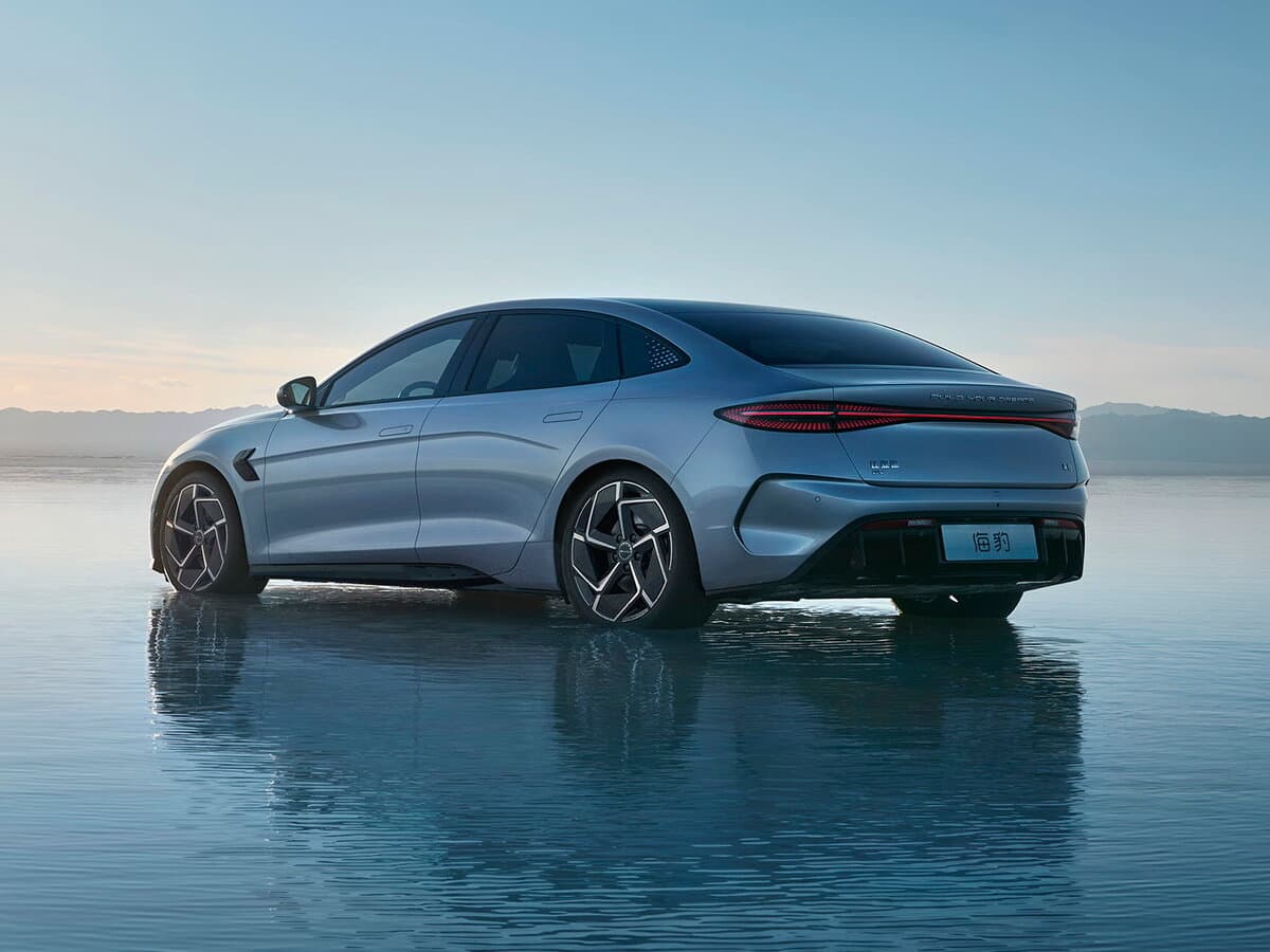 BYD Seal 2022 – indiyədək — 3/4 arxadan