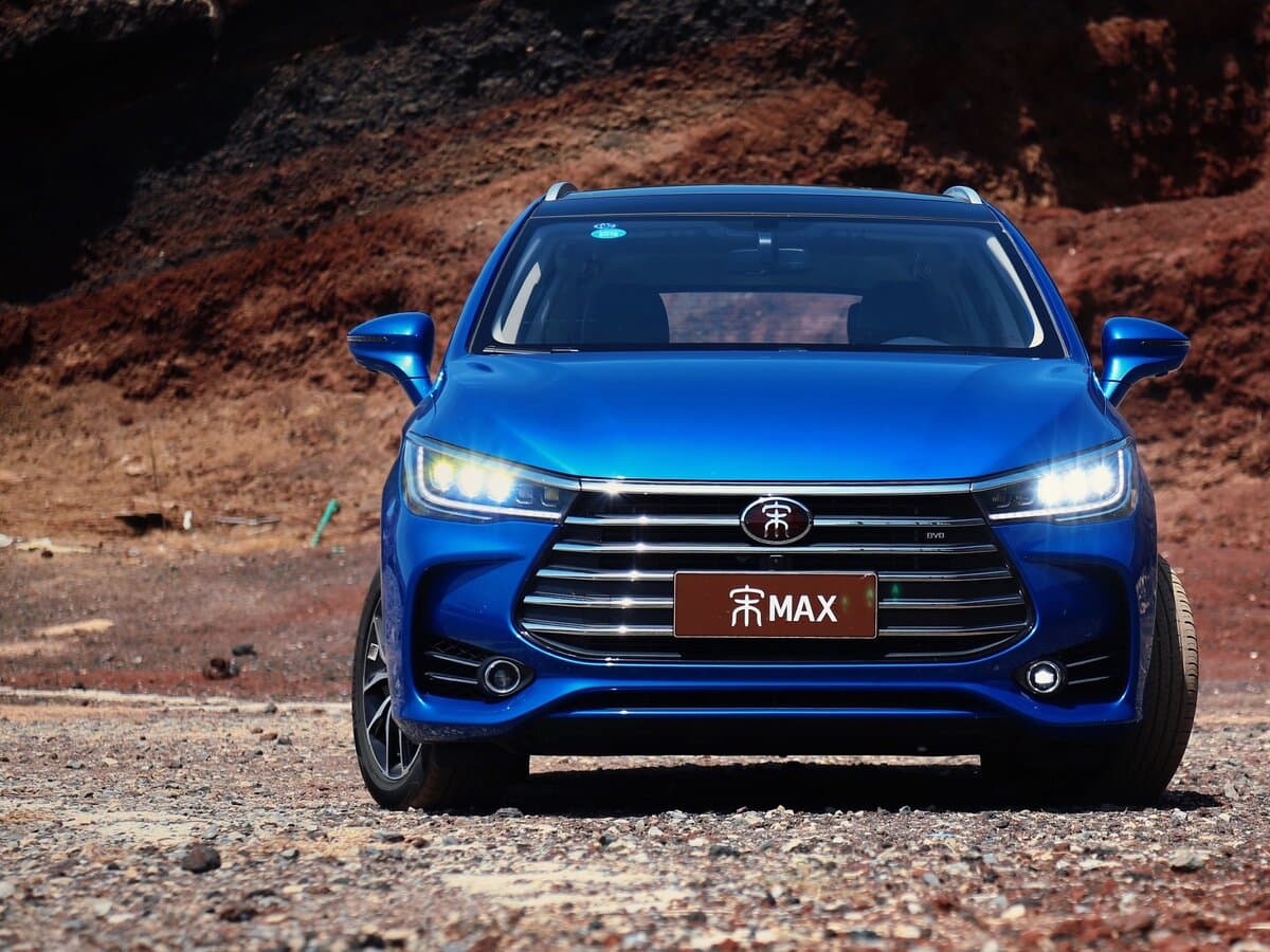 BYD Song Max I — Öndən