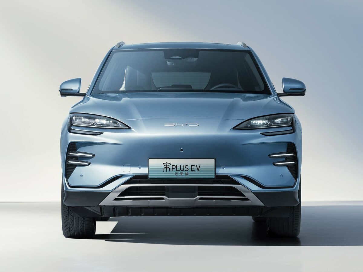 BYD Song Plus I Restayling — Öndən