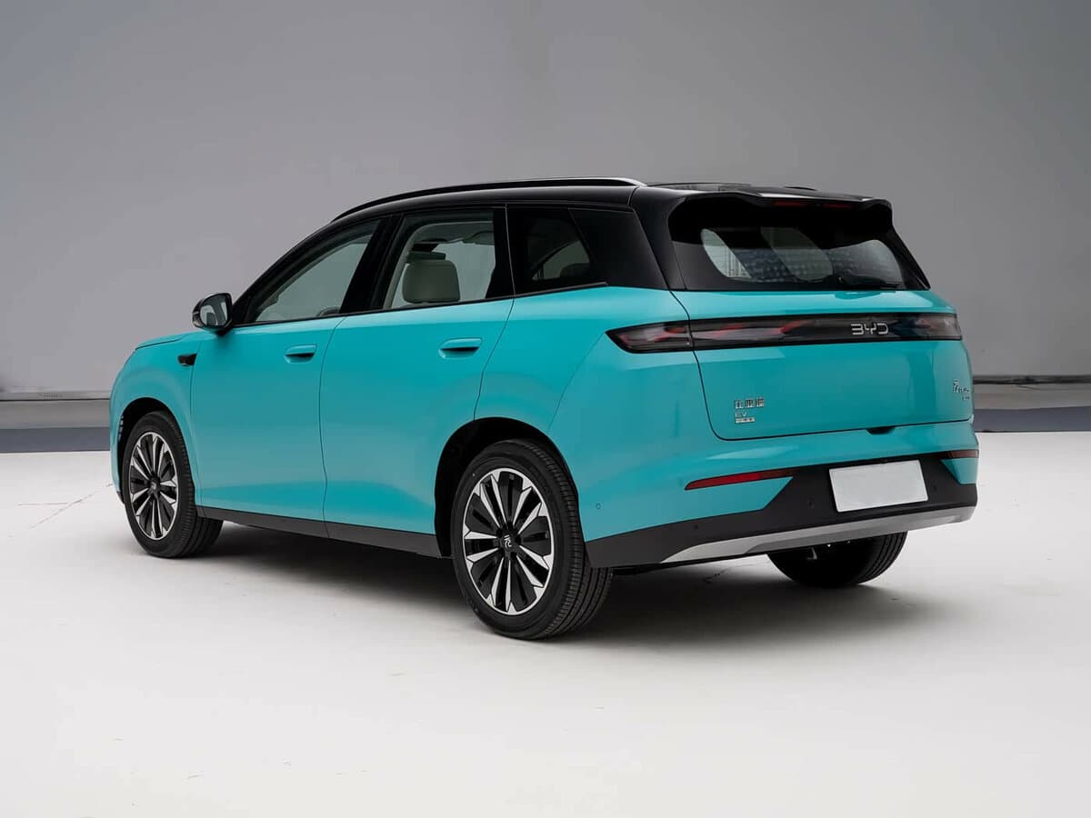 BYD Yuan Plus II — 3/4 arxadan