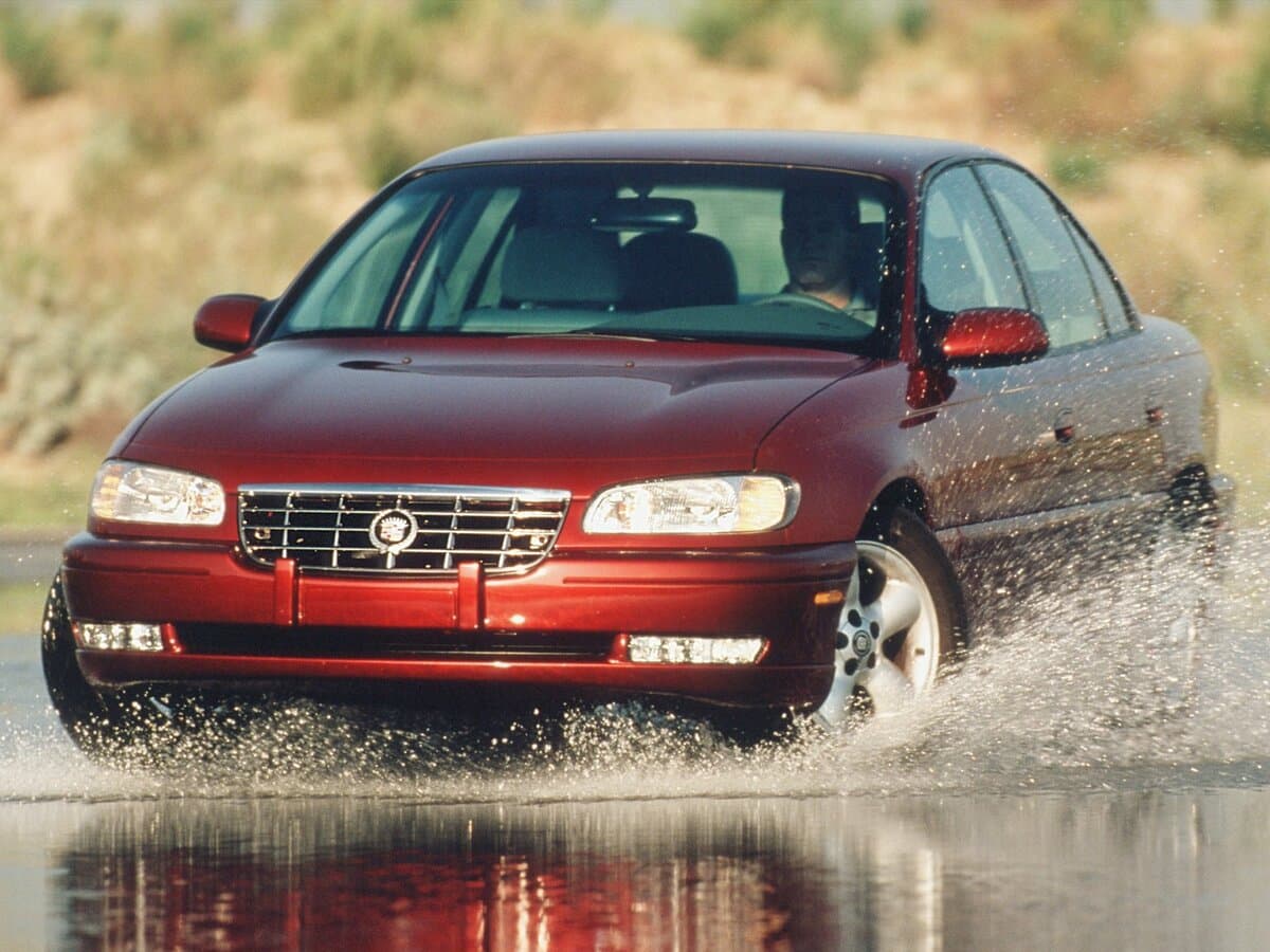 Cadillac Catera 1996 – 2001 — Öndən