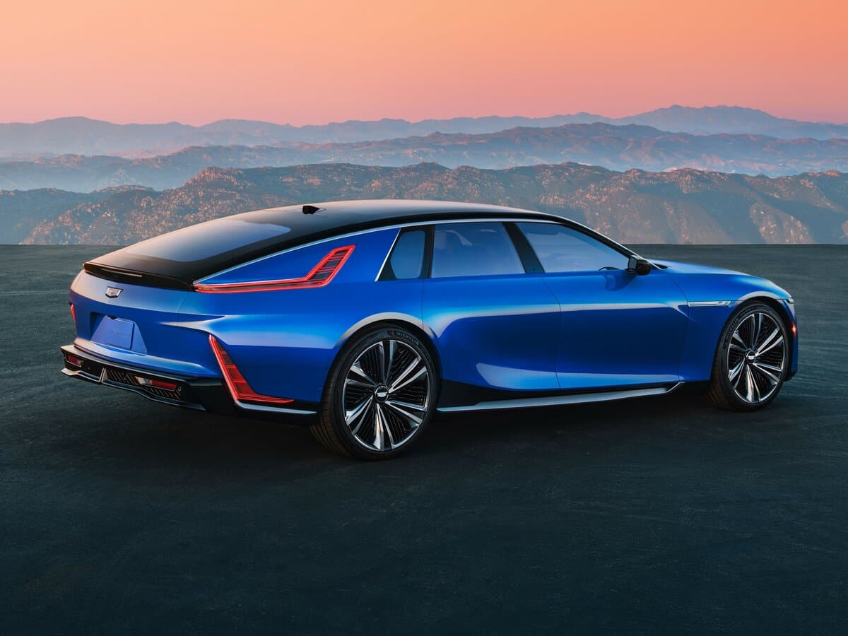 Cadillac Celestiq 2024 – indiyədək — 3/4 arxadan