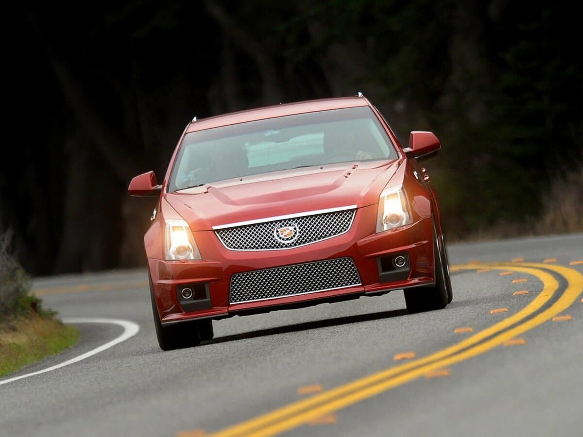 Cadillac CTS-V II — Öndən
