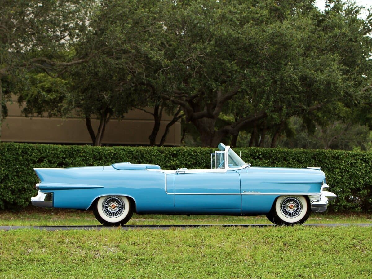 Cadillac Eldorado II — Yandan