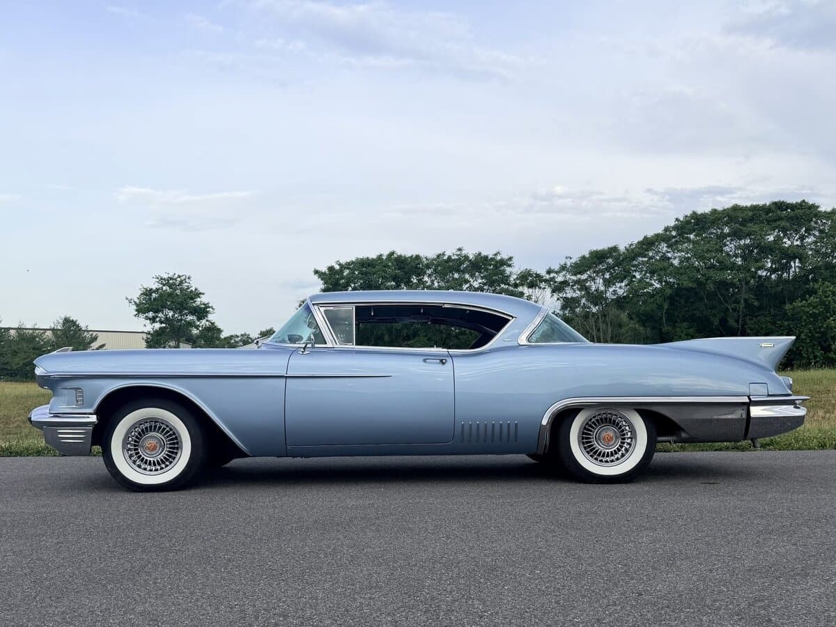 Cadillac Eldorado III Restayling — Yandan