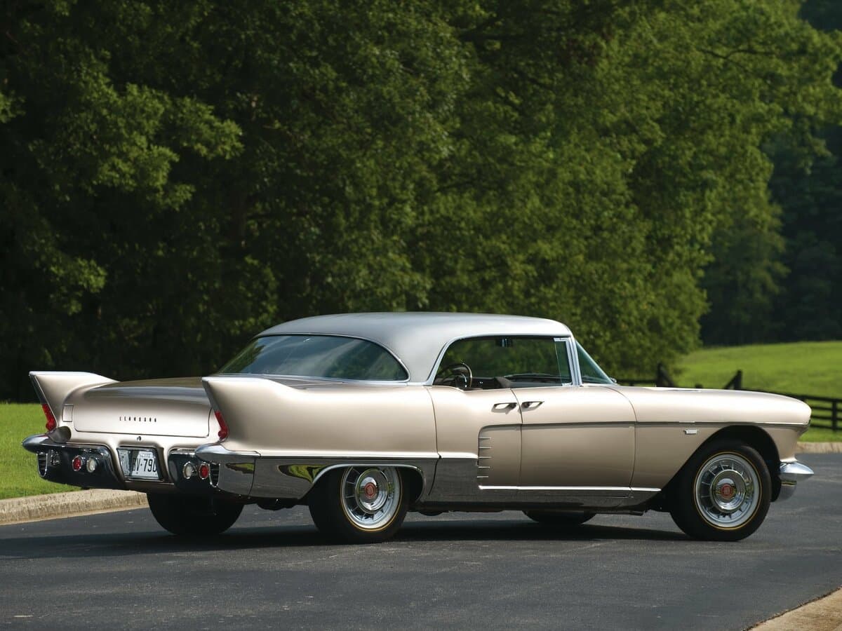 Cadillac Eldorado III Restayling — 3/4 arxadan