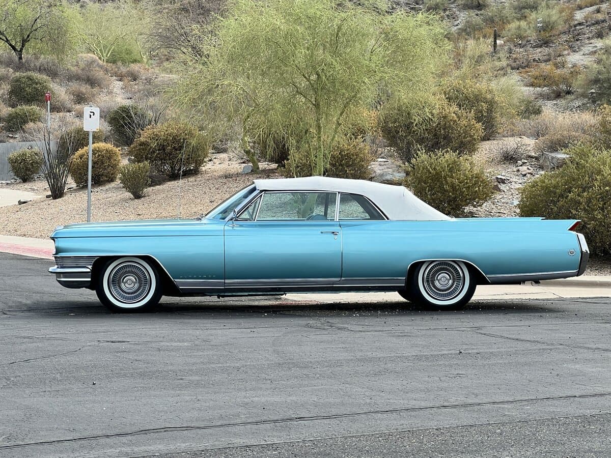 Cadillac Eldorado VI Restayling — Yandan