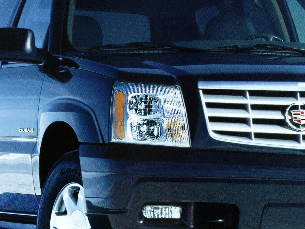 Cadillac Escalade II — Fara