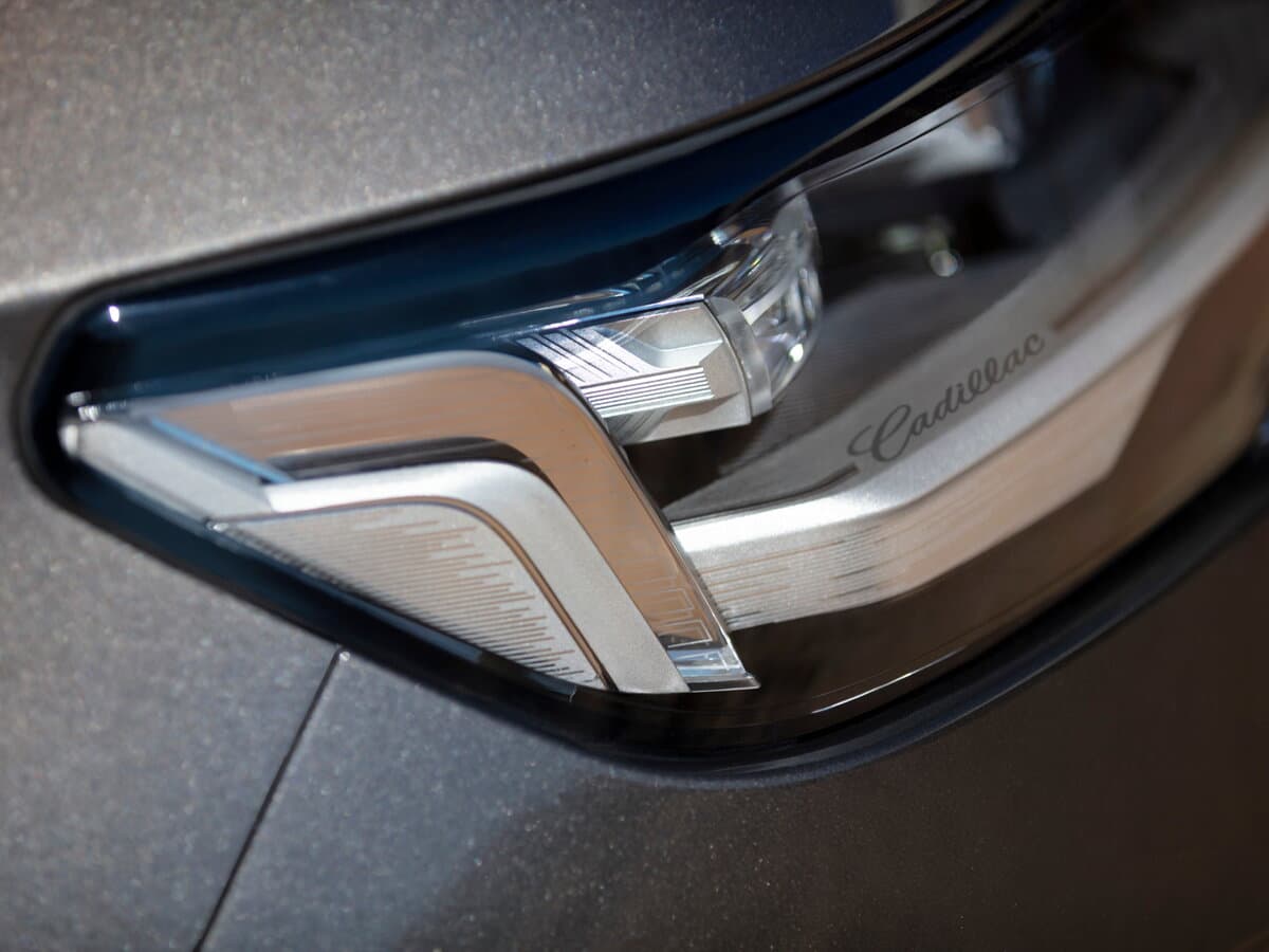Cadillac Escalade V — Fara