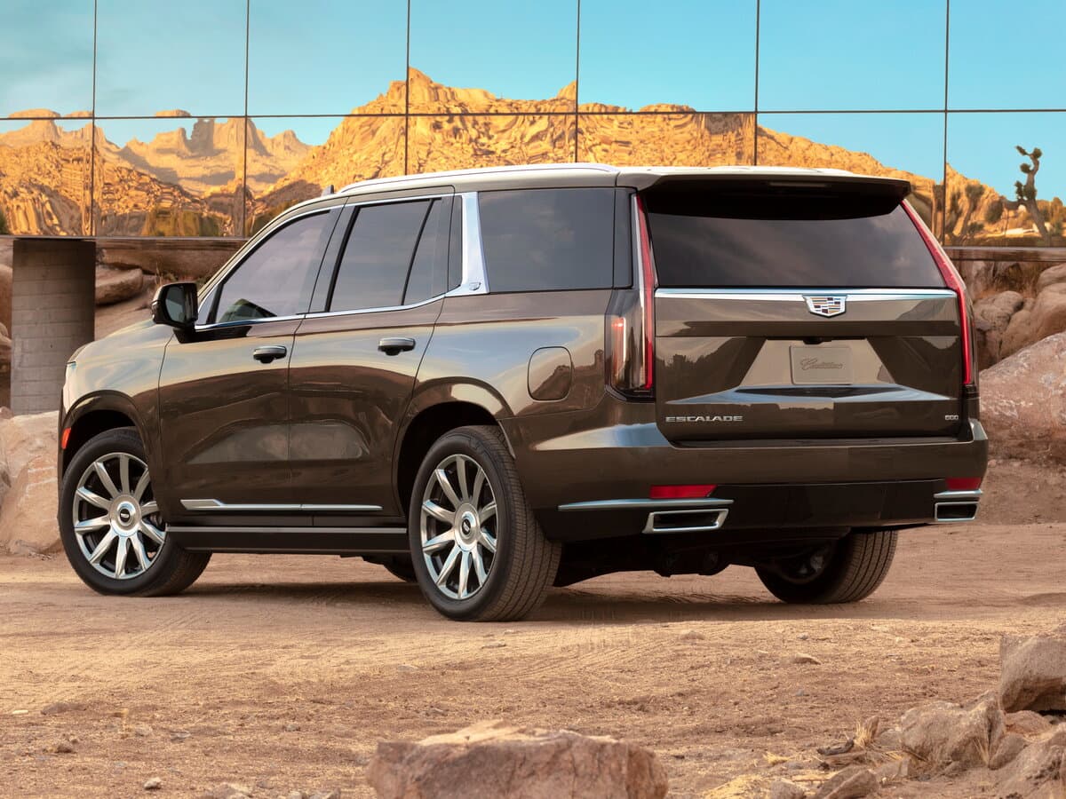 Cadillac Escalade V — 3/4 arxadan