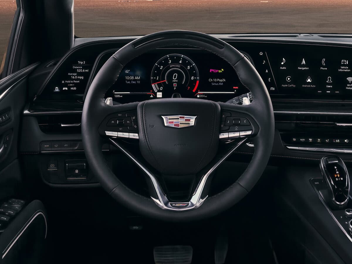 Cadillac Escalade-V I — Sükan