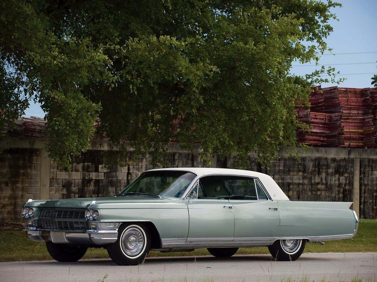Cadillac Fleetwood 75 Series — Əsas şəkil