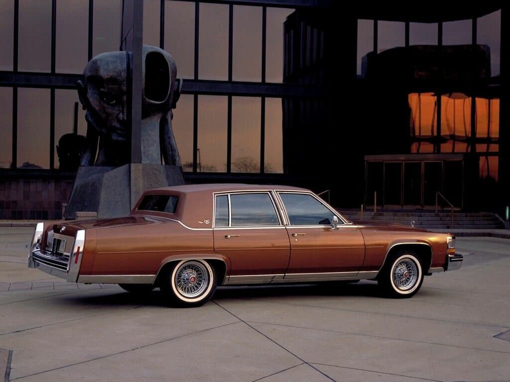 Cadillac Fleetwood Brougham II Restayling — Yandan