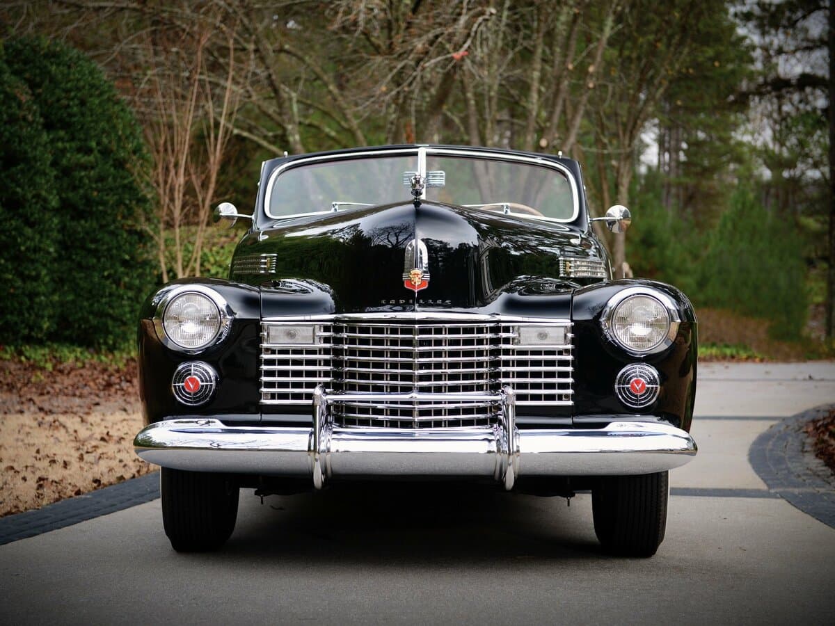 Cadillac Series 62 I — Öndən
