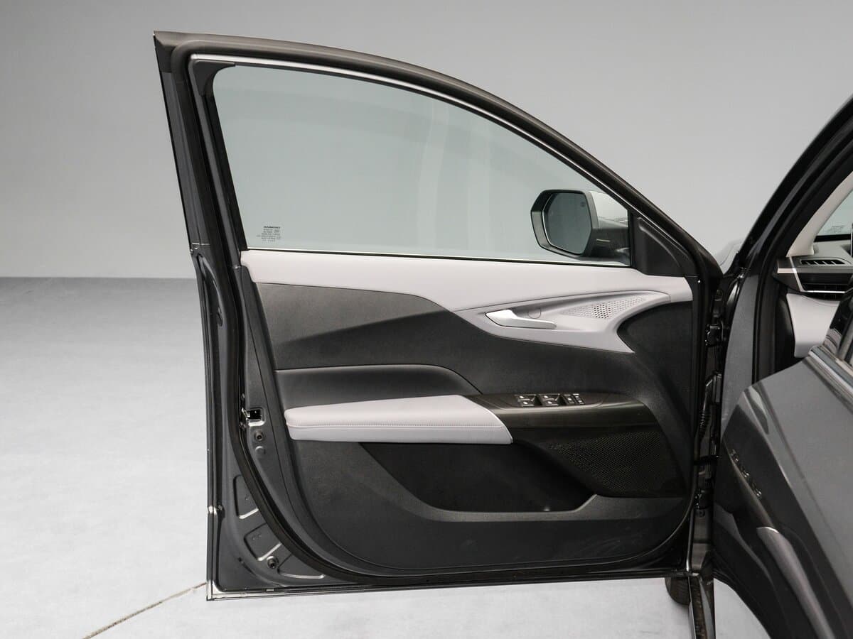 Changan Qiyuan A05 I Restayling — Qapı