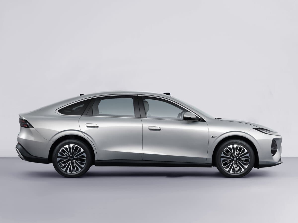 Changan Qiyuan A05L 2026 – indiyədək — Yandan