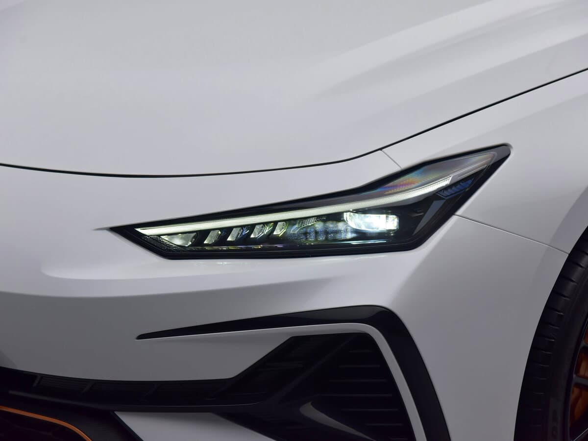Changan UNI-V I Restayling 2 — Fara